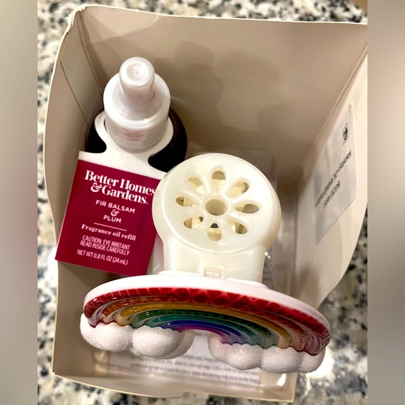 Rainbow Fragrance Oil Diffuser with Plum Fragrance Oil Refill - Picture 6 of 12